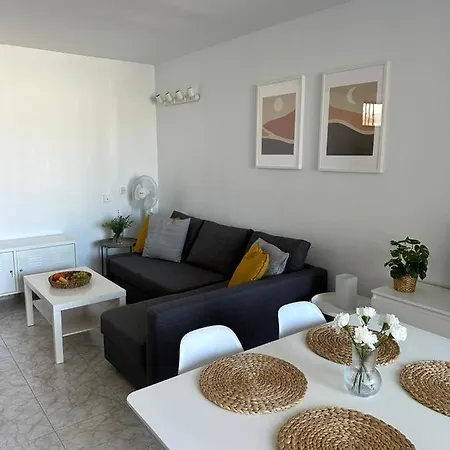 Pool View Primavera Apartment Arona (Tenerife)
